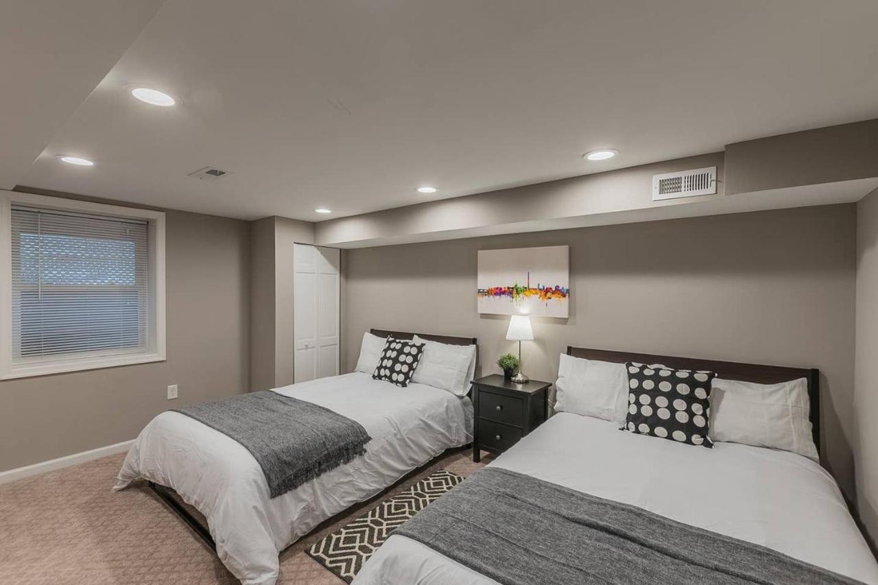 Beautiful 3Br 2Ba House With Cozy Backyard By Cozysuites Alexandria Luaran gambar