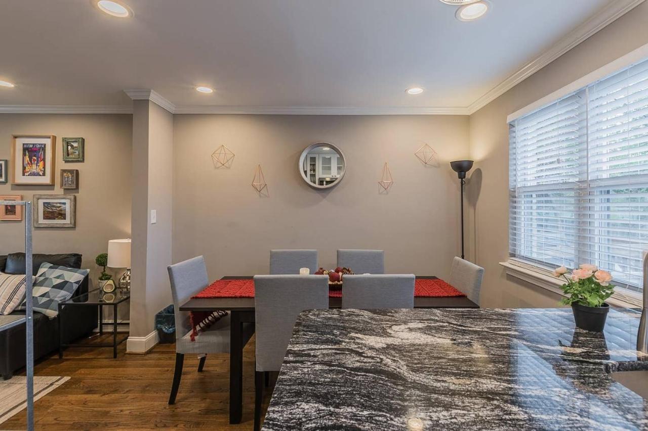 Beautiful 3Br 2Ba House With Cozy Backyard By Cozysuites Alexandria Luaran gambar