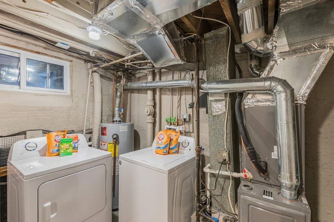 Beautiful 3Br 2Ba House With Cozy Backyard By Cozysuites Alexandria Luaran gambar